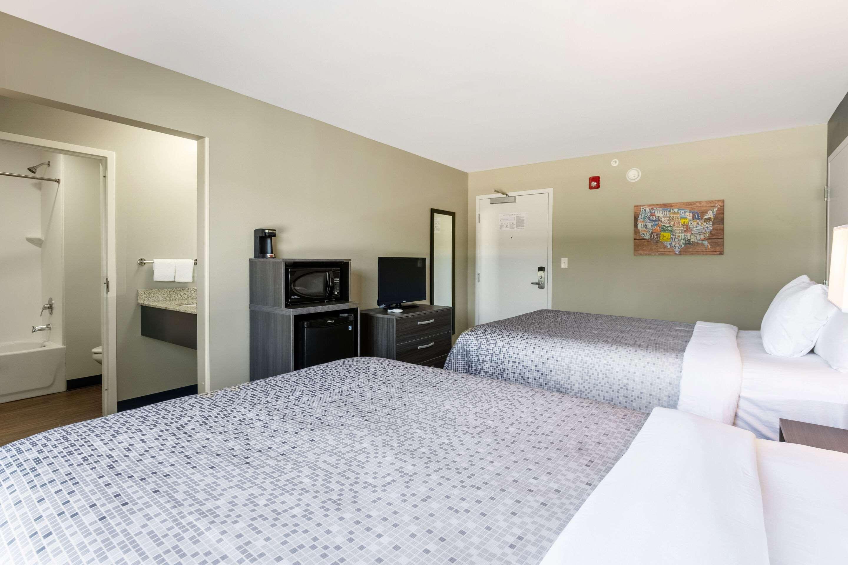 Econo Lodge Dayton Exterior photo
